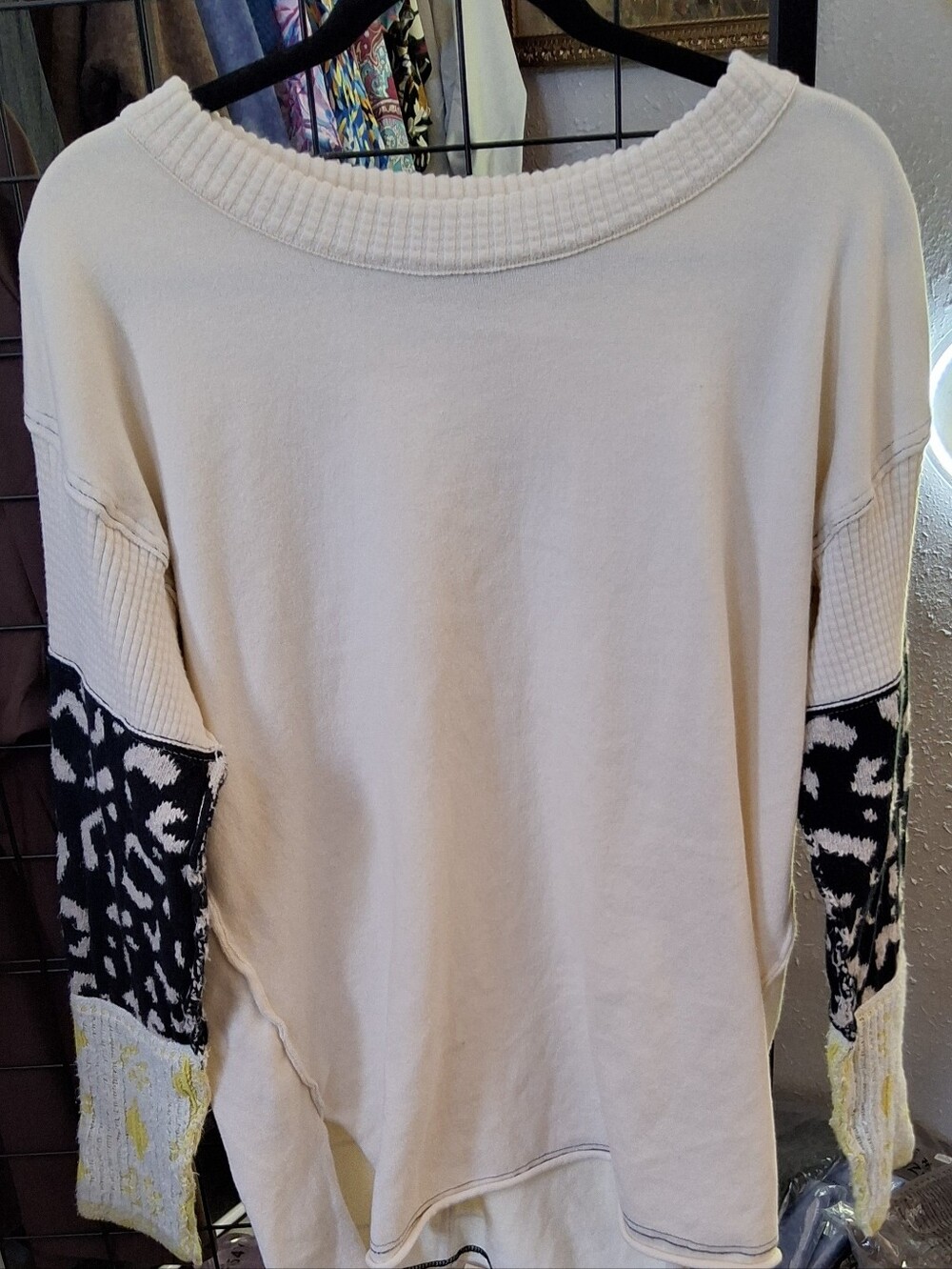 Cream Long-Sleeve Women’s Pullover Sweater with Patterned Sleeves